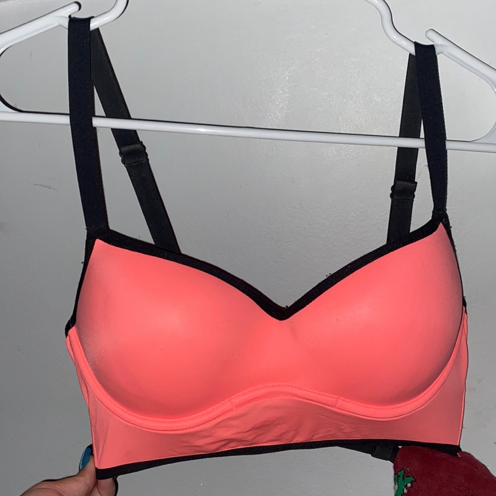 LIKENEW- VICTORIAS SECRET PINK CAGEBACK BRALETTE~S